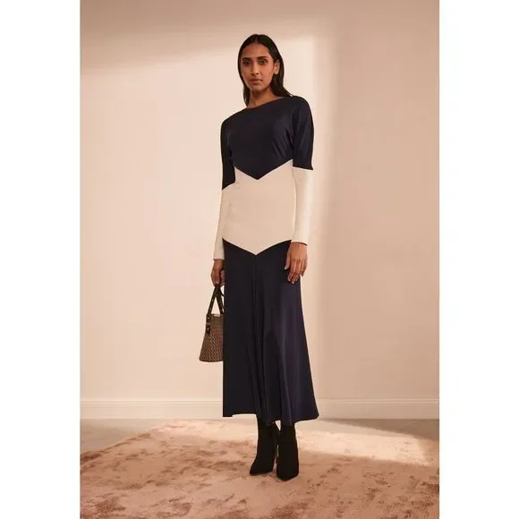 【Victoria Beckham】ニットVネック maxiドレス Victoria Beckham | Dresses | Victoria Beckham Chevron